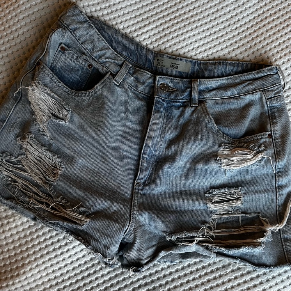 Topshop Ripped Mom Shorts (Size 10) - Picture 4 of 6